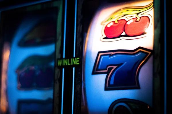 Explore Baccarat Table Strategies through an online casino Singapore Platform for Gamers